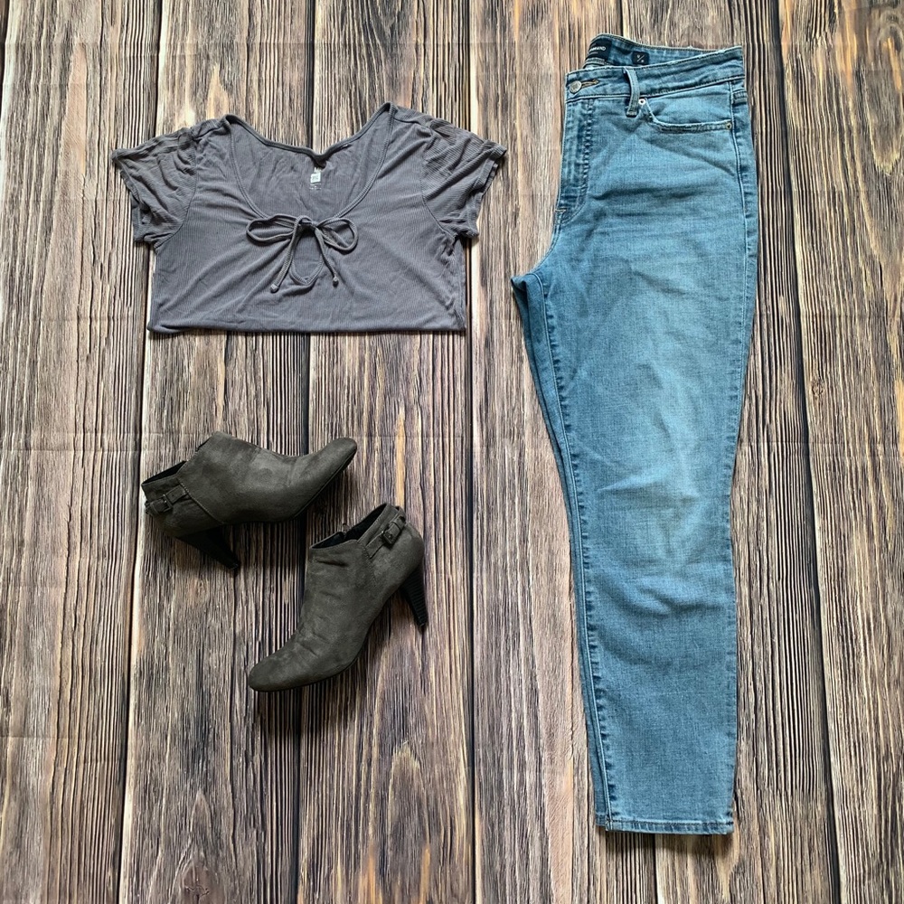 Pacsun Me To We Purple Crop Top